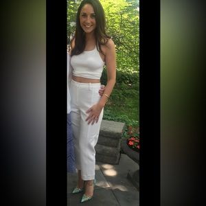 Aritzia structured stretch off white Pant Sz 0 with centered seam.